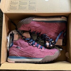 North face women’s boots